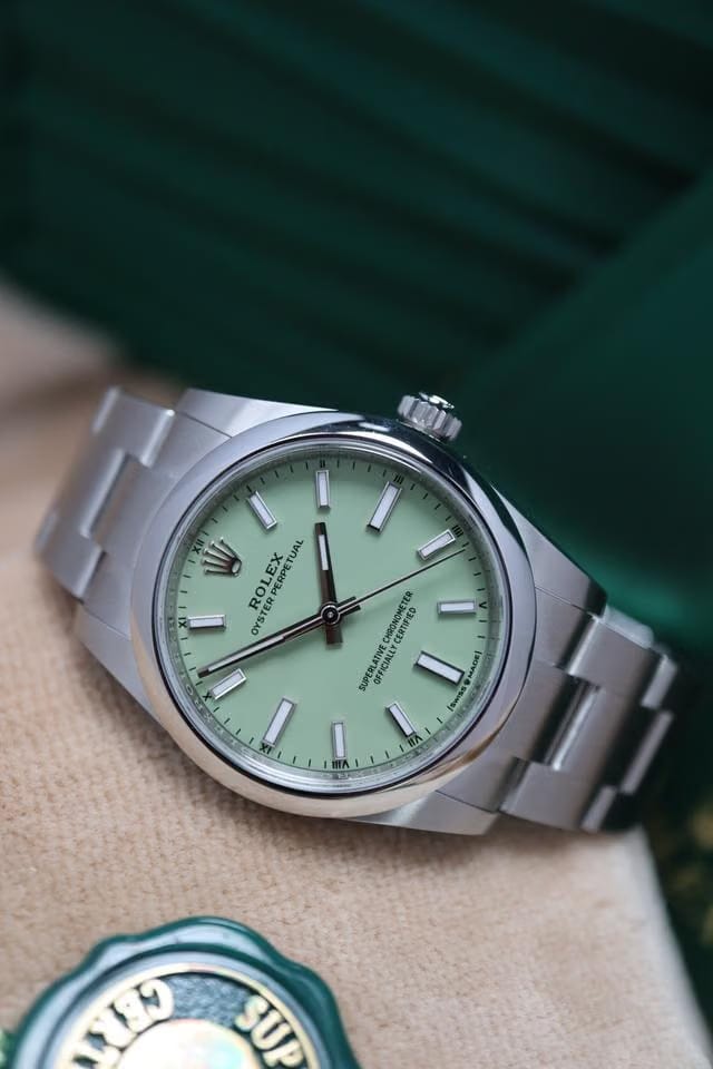 Rolex | Oyster Perpetual | 124200 | Steel | Steel | Green | Automatic
