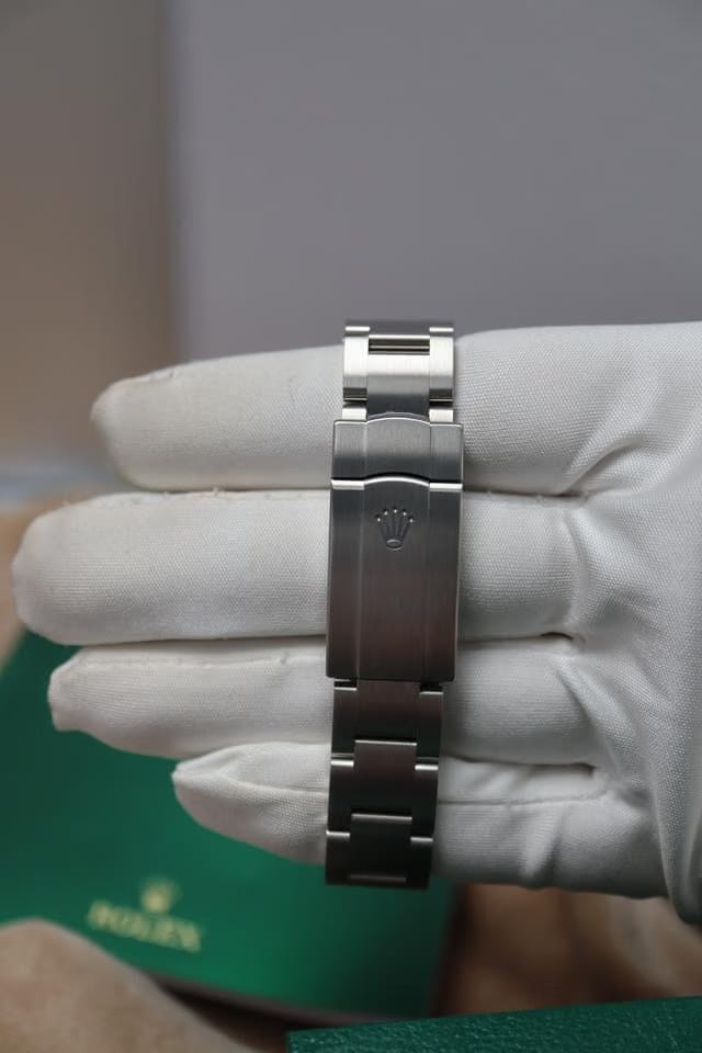 Rolex | Oyster Perpetual | 124200 | Steel | Steel | Green | Automatic