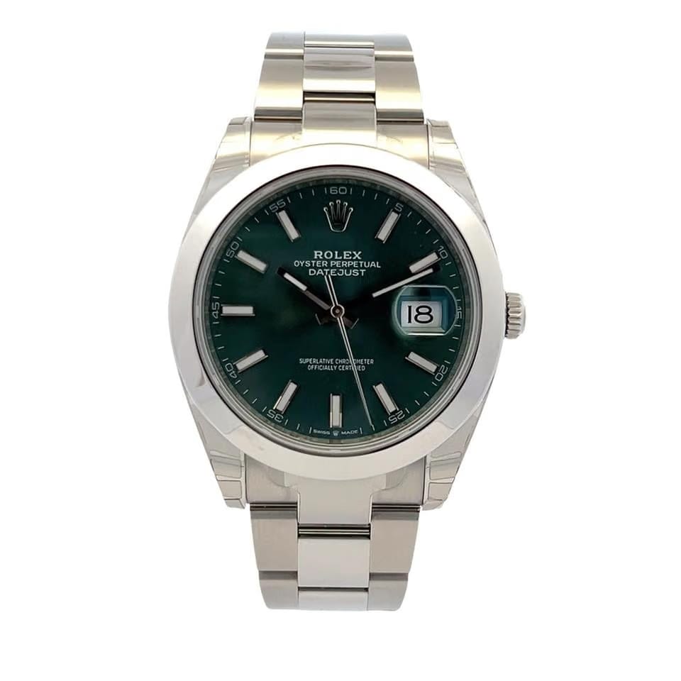 Rolex | Datejust | 126300 | Gold/Steel | 41 x 48 mm | Steel | Green | Automatic