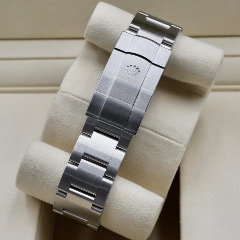 Rolex | Oyster Perpetual | 134300 | Steel | 41 mm | Steel | Champagne | Automatic