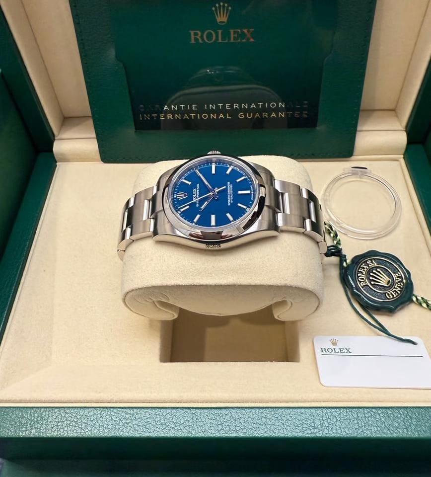 Rolex | Oyster Perpetual | 124200 2025 New Unworn, New Blue, Stickered | Steel | 34 mm | Steel | Blue | Automatic