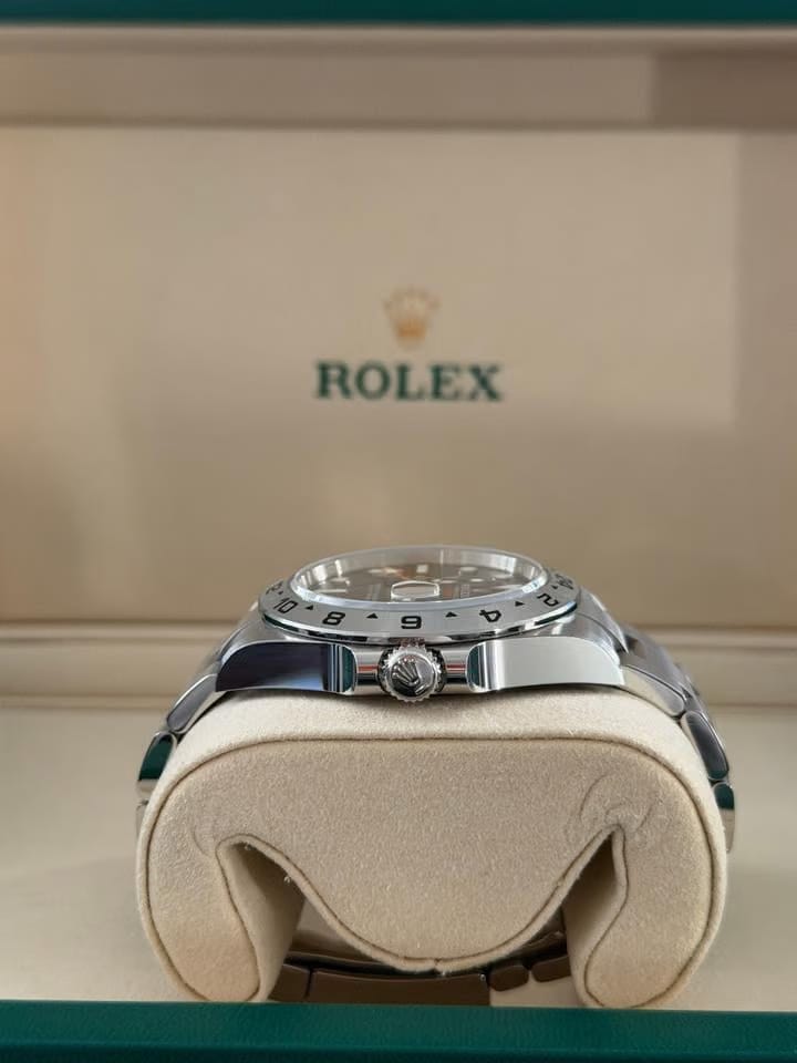 Rolex | Explorer II | 226570 | Steel | 42 mm | Steel | Black | Automatic