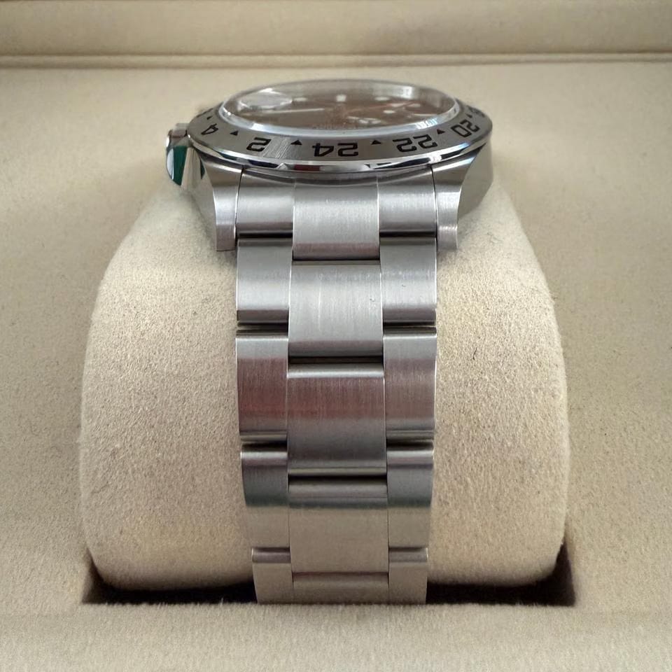 Rolex | Explorer II | 226570 | Steel | 42 mm | Steel | Black | Automatic