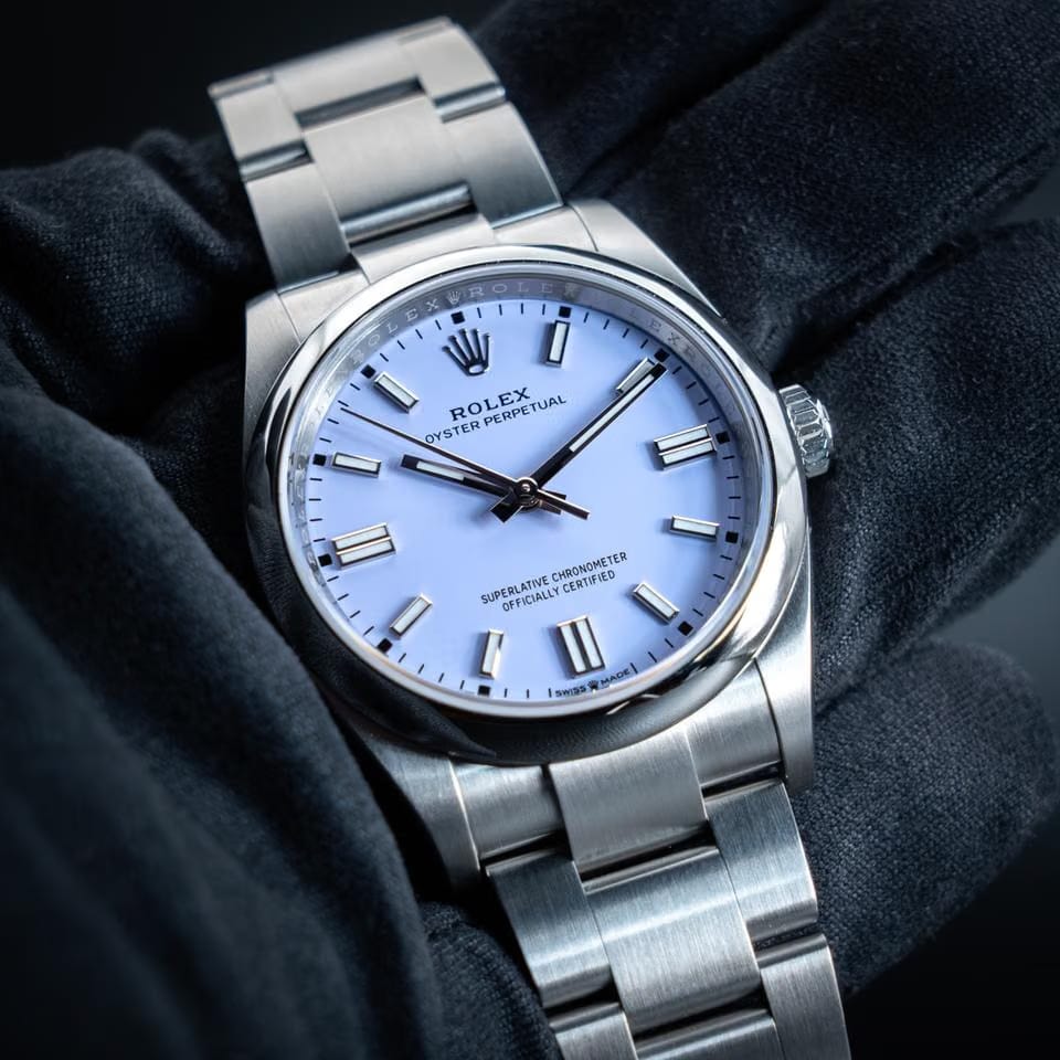 Rolex | Oyster Perpetual | 126000 | Steel | 36 mm | Steel | Purple | Automatic