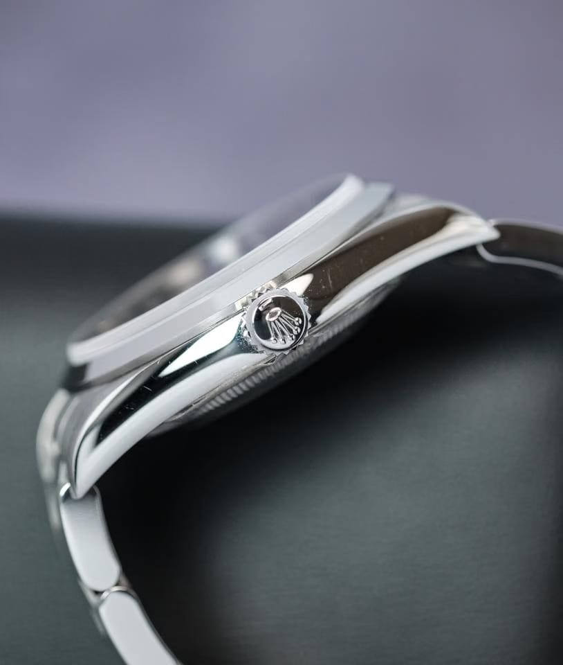 Rolex | Explorer | 14270 | Steel | 36 x 43 mm | Steel | Black | Automatic