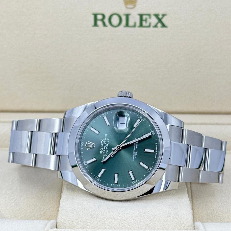 Rolex | Datejust | 126300 | Steel | 41 mm | Steel | Green | Automatic