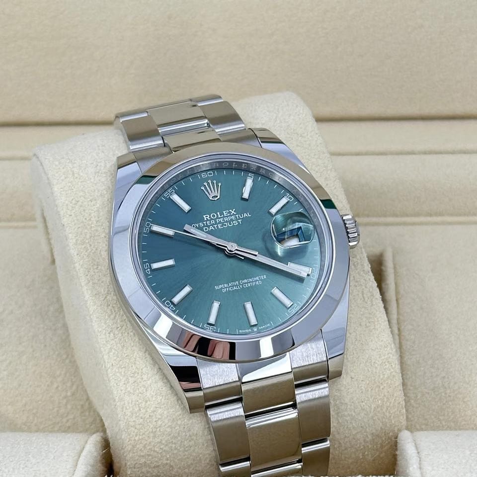 Rolex | Datejust | 126300 | Steel | 41 mm | Steel | Green | Automatic