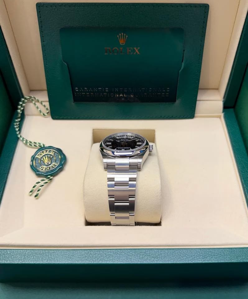 Rolex | Oyster Perpetual | 126000 2026 New Unworn | Steel | 36 mm | Steel | Black | Automatic