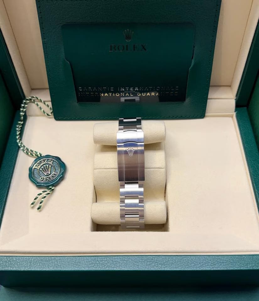 Rolex | Oyster Perpetual | 126000 2026 New Unworn | Steel | 36 mm | Steel | Black | Automatic