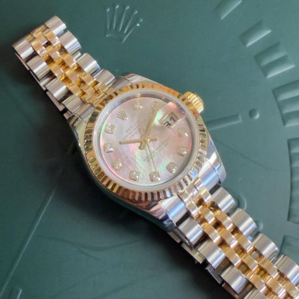 Rolex | Datejust | 179173 | Steel | 26 mm | Gold/Steel | Mother of pearl | Automatic