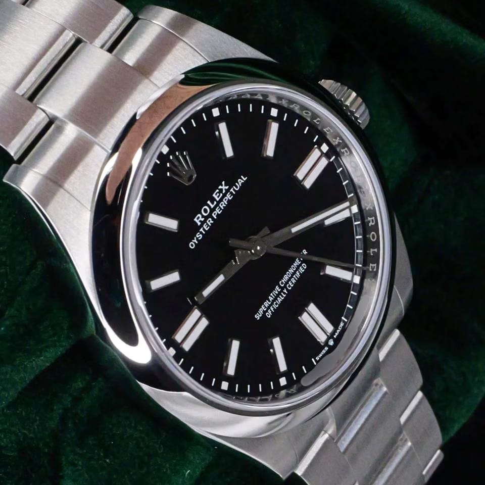 Rolex | Oyster Perpetual | 134300 | Steel | Steel | Black | Automatic