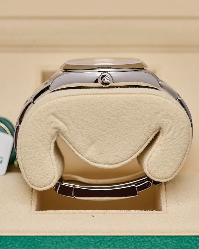 Rolex | Oyster Perpetual | 126000-0013 | 36 mm | Steel