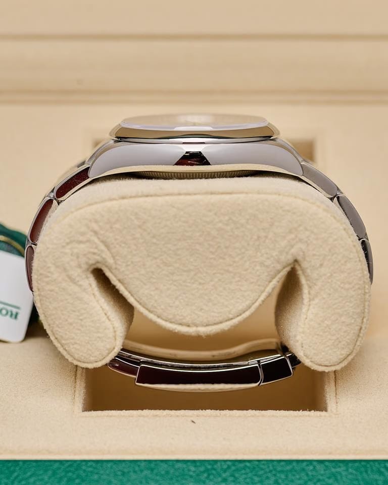 Rolex | Oyster Perpetual | 126000-0013 | 36 mm | Steel