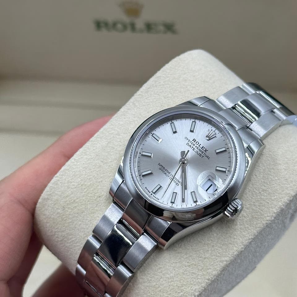 Rolex | Datejust | 278240 SILVER INDEX OYS | Steel | 31 x 37 mm | Steel | Silver | Automatic