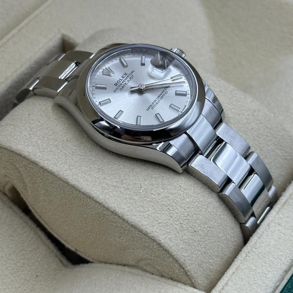 Rolex | Datejust | 278240 SILVER INDEX OYS | Steel | 31 x 37 mm | Steel | Silver | Automatic