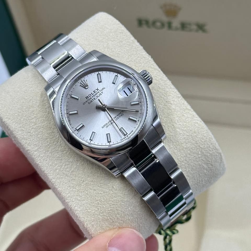 Rolex | Datejust | 278240 SILVER INDEX OYS | Steel | 31 x 37 mm | Steel | Silver | Automatic
