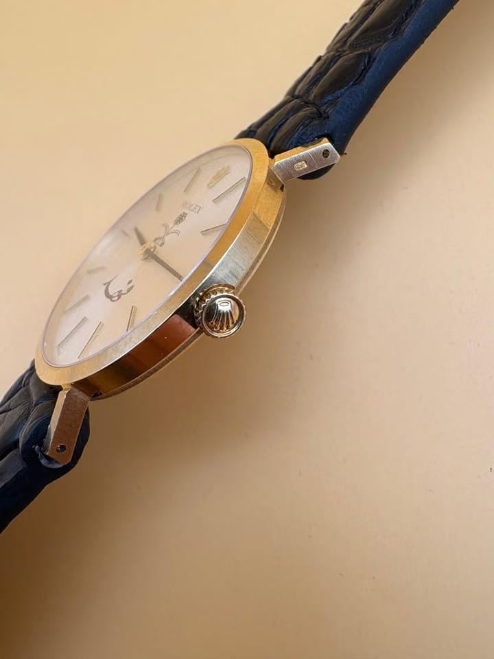 Rolex | Cellini | 4112 | Yellow gold | 32 x 38 mm | Leather | White | Manual winding