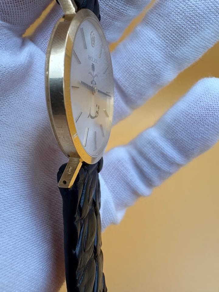 Rolex | Cellini | 4112 | Yellow gold | 32 x 38 mm | Leather | White | Manual winding
