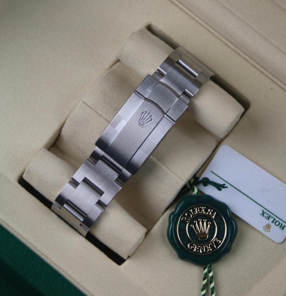 Rolex | Oyster Perpetual | 134300 | Steel | 41 mm | Steel | Brown | Automatic