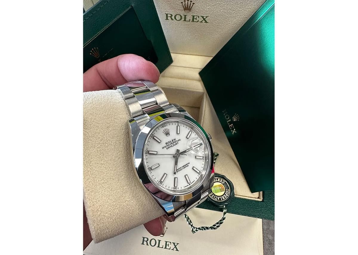 Rolex | Datejust | M126300-0005 | Steel | Steel | White | Automatic