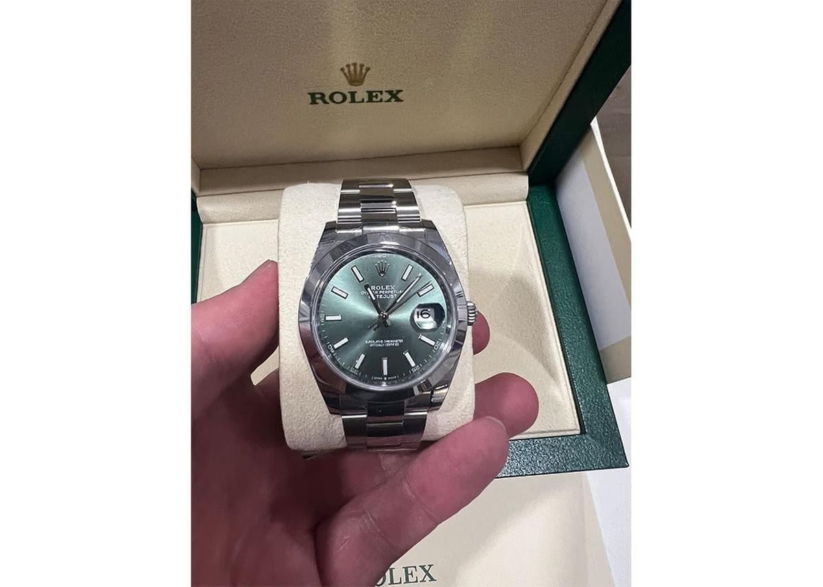 Rolex | Datejust | m126300-0019 | Steel | 41 mm | Steel | Green | Automatic