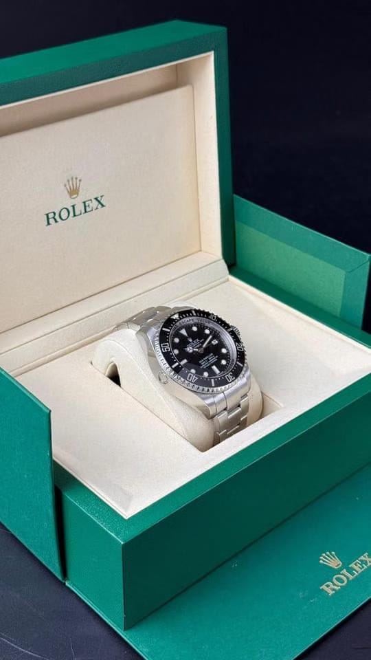 Rolex | Sea-Dweller | 116660 | Steel | 44 mm | Steel | Black | Automatic