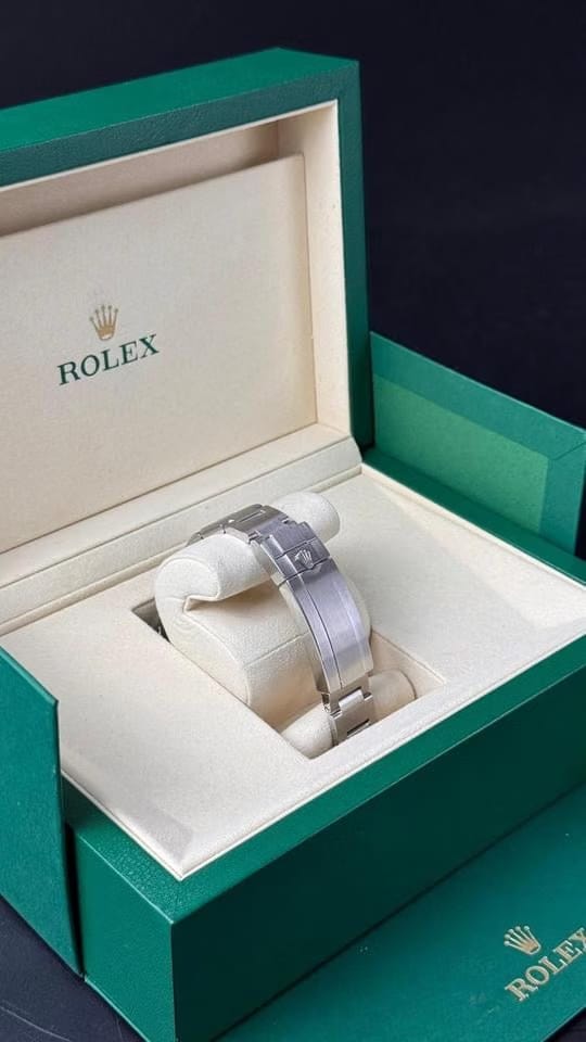 Rolex | Sea-Dweller | 116660 | Steel | 44 mm | Steel | Black | Automatic