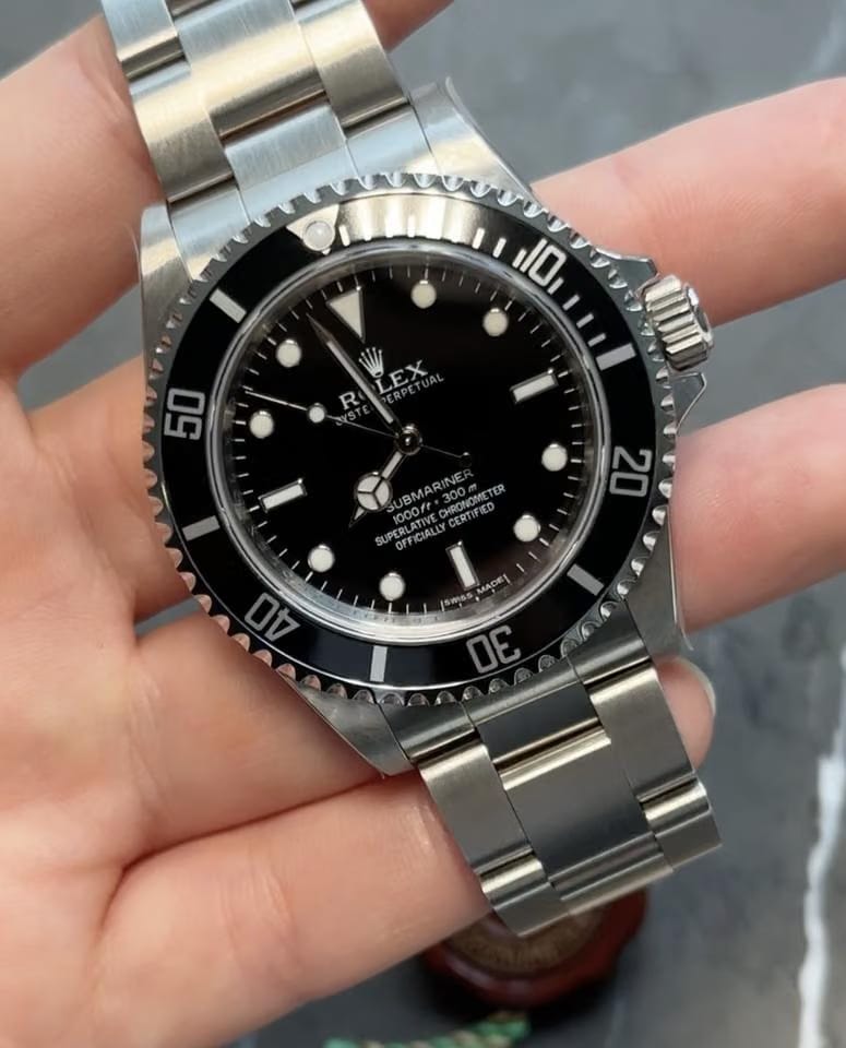 Rolex | Submariner | 14060 | Steel | 40 mm | Steel | Black | Automatic