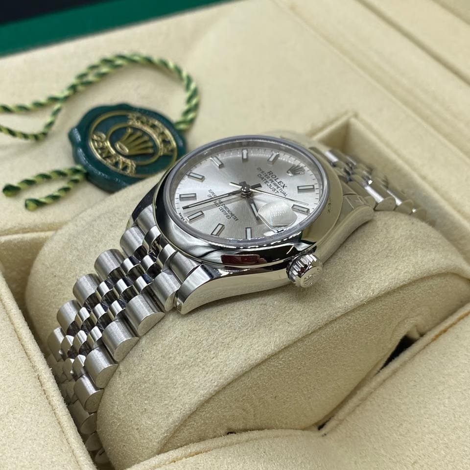 Rolex | Datejust | 278240 SILVER INDEX JUB | Steel | 31 x 37 mm | Steel | Silver | Automatic