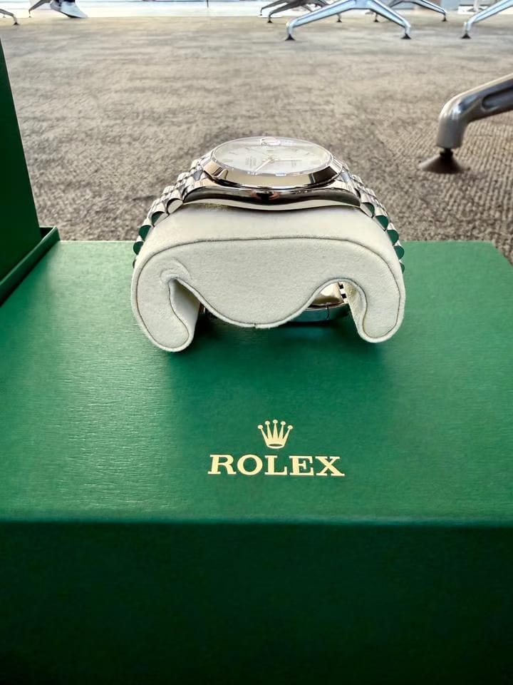 Rolex | Datejust | 126300-0016 | Steel | 41 x 48 mm | Steel | White | Automatic