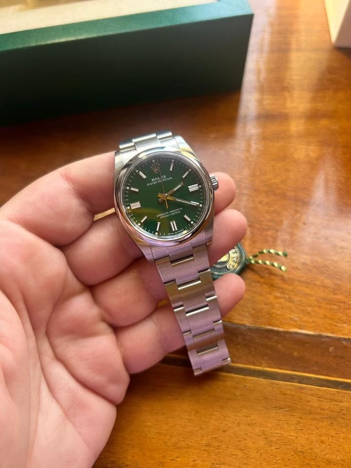 Rolex | Oyster Perpetual | 126000 | Steel | Green | Automatic