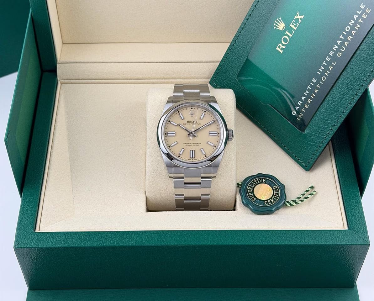 Rolex | Oyster Perpetual | 134300 | Steel | 41 x 47 mm | Steel | Champagne | Automatic