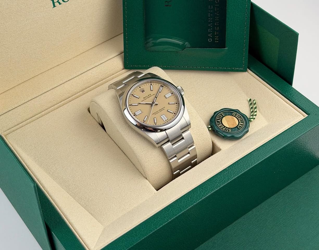 Rolex | Oyster Perpetual | 134300 | Steel | 41 x 47 mm | Steel | Champagne | Automatic