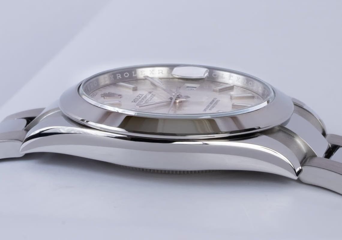 Rolex | Datejust | M126300-0003 | Steel | 41 x 47.5 mm | Steel | Silver | Automatic