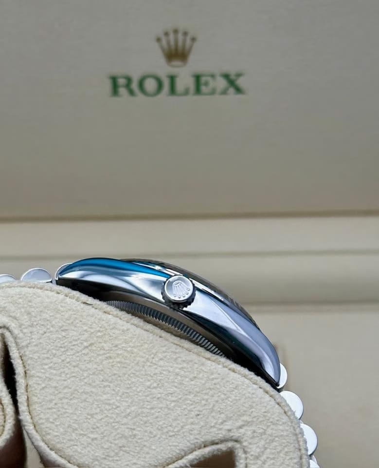 Rolex | Datejust | 126234 | Gold/Steel | 36 mm | Steel | Silver | Automatic