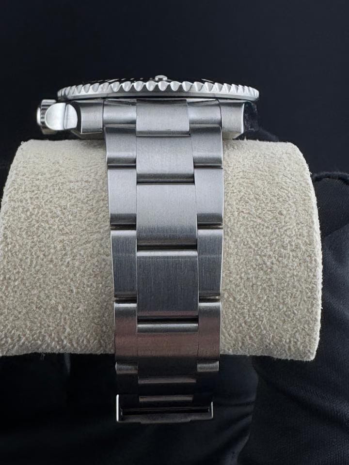 Rolex | Submariner | 114060 | Silver | 40 mm | Steel | Black | Automatic