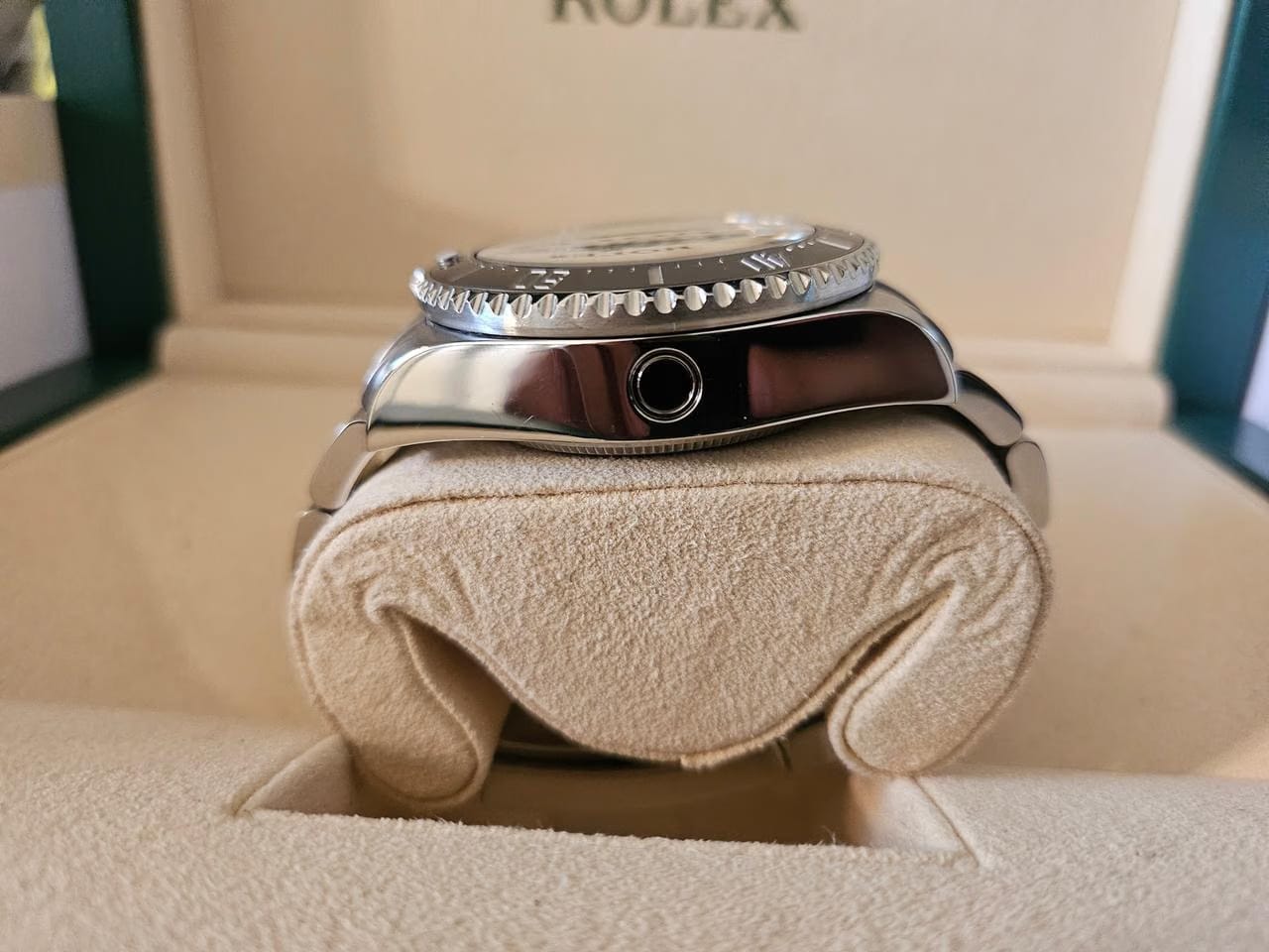 Rolex | Sea-Dweller | 116660 | 44 mm | Steel | Automatic
