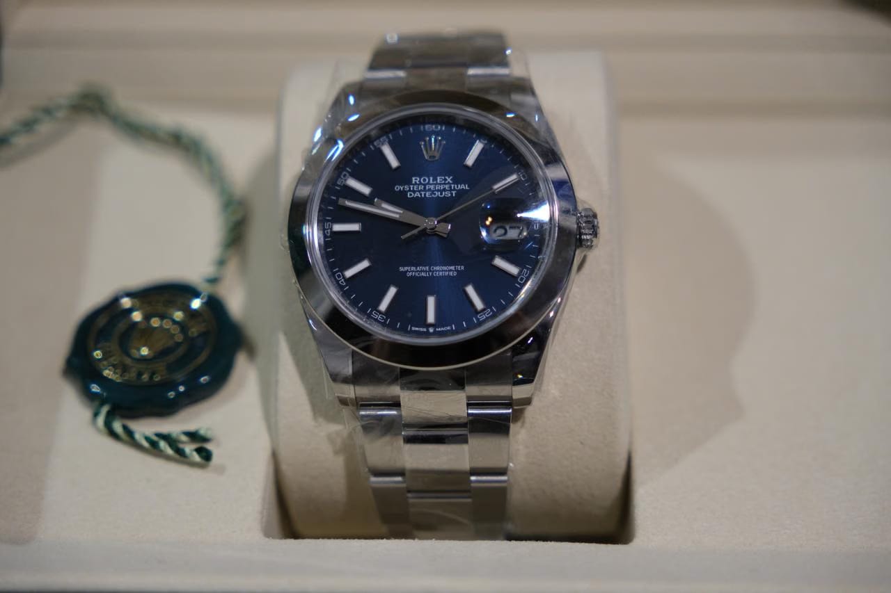 Rolex | Datejust | M126300-0001 | Steel | 41 x 48 mm | Steel | Blue | Automatic