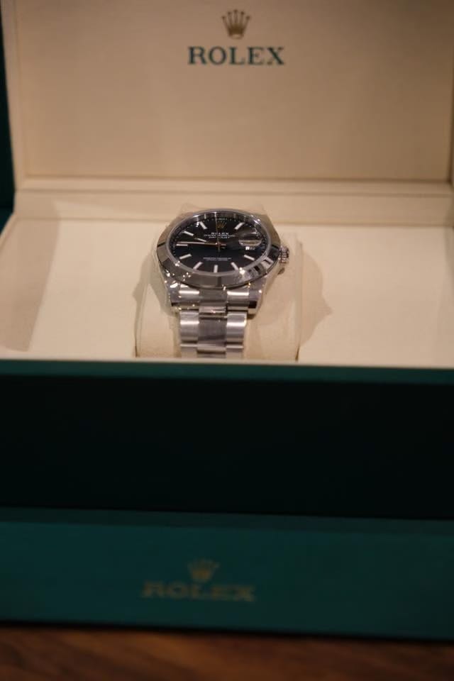 Rolex | Datejust | M126300-0001 | Steel | 41 x 48 mm | Steel | Blue | Automatic