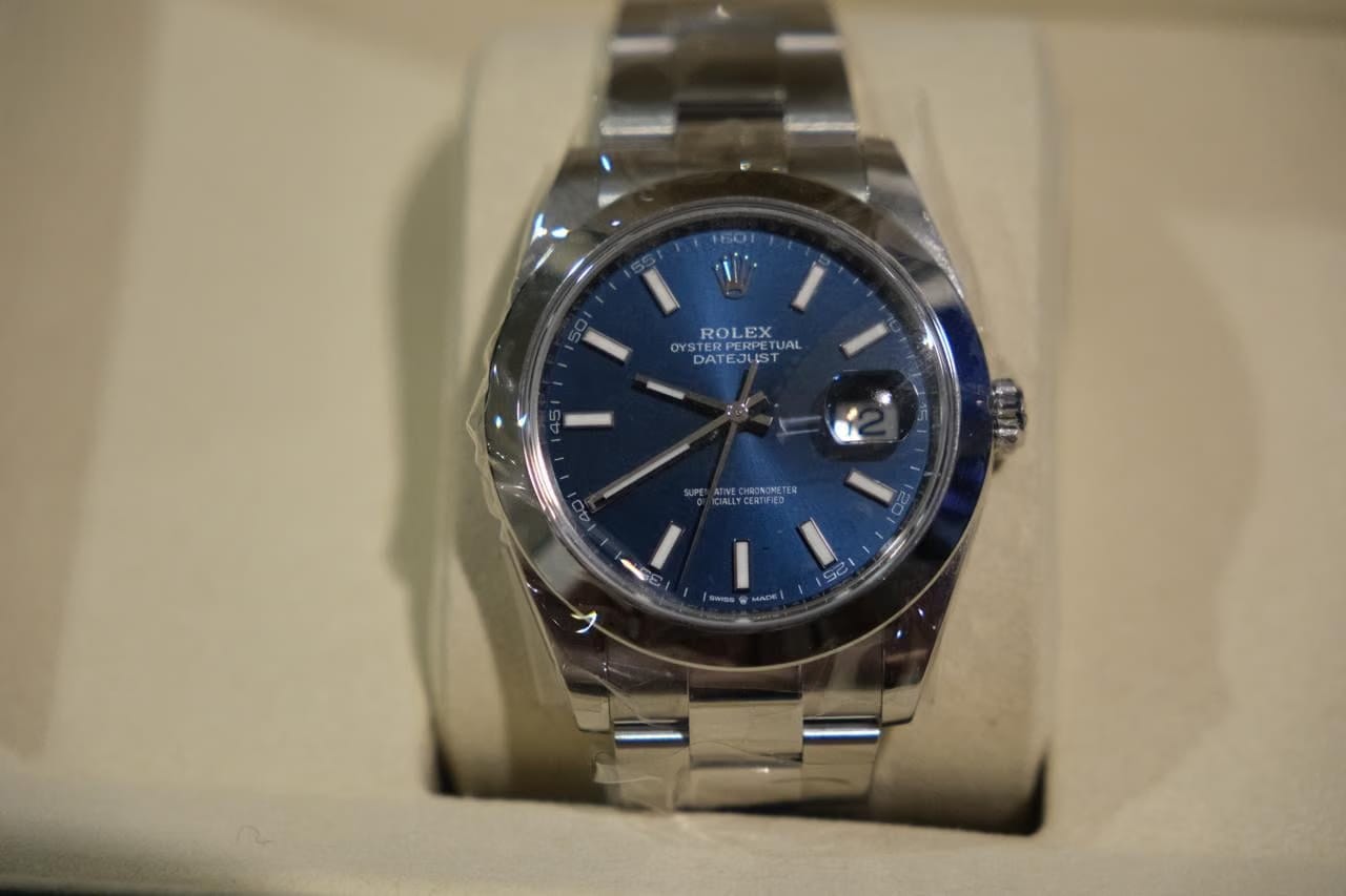 Rolex | Datejust | M126300-0001 | Steel | 41 x 48 mm | Steel | Blue | Automatic