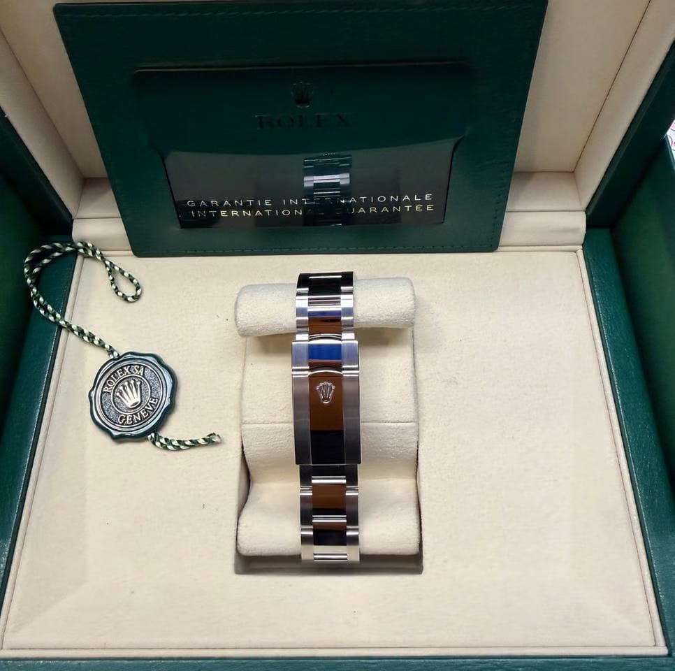Rolex | Datejust | 126300 2025 New Unworn | Steel | 41 x 48 mm | Steel | Grey | Automatic