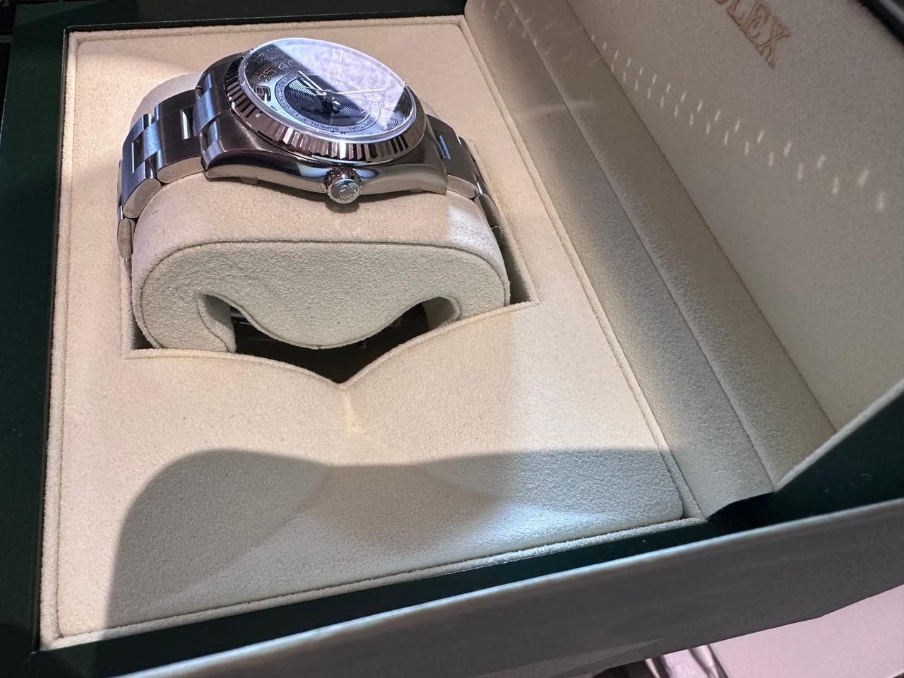 Rolex | Oyster Perpetual | 116000 | Steel | 36 mm | Steel | Silver (solid) | Automatic
