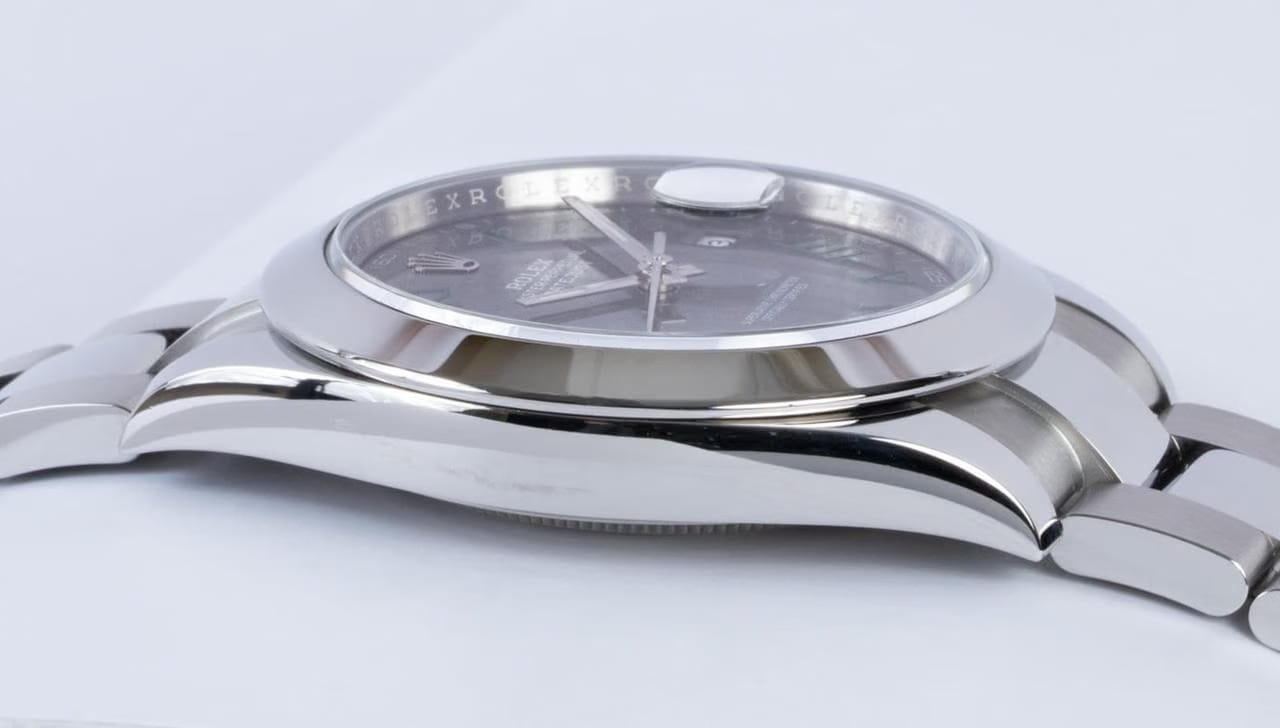 Rolex | Datejust | M126300-0014 | Steel | 41 x 47.5 mm | Steel | Automatic