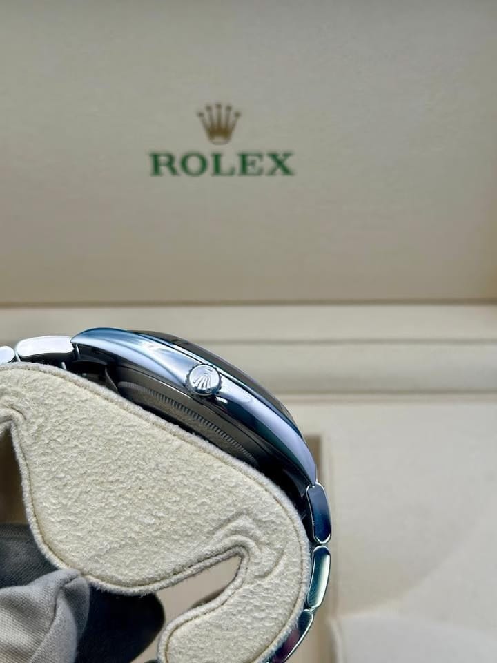 Rolex | Datejust | 126334 | Steel | 41 mm | Steel | Silver (solid) | Automatic