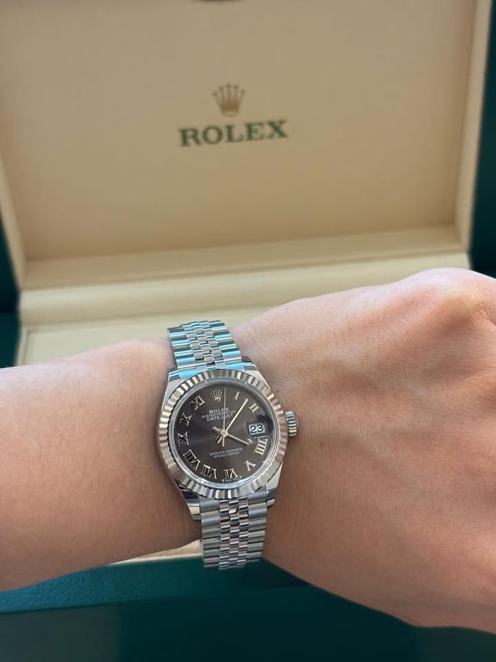 Rolex | Datejust | 279174 GREY ROMAN JUB | White gold | 28 mm | Steel | Grey | Automatic