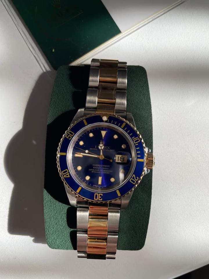 Rolex | Submariner | 16613 | Yellow gold | 40 mm | Gold/Steel | Blue | Automatic