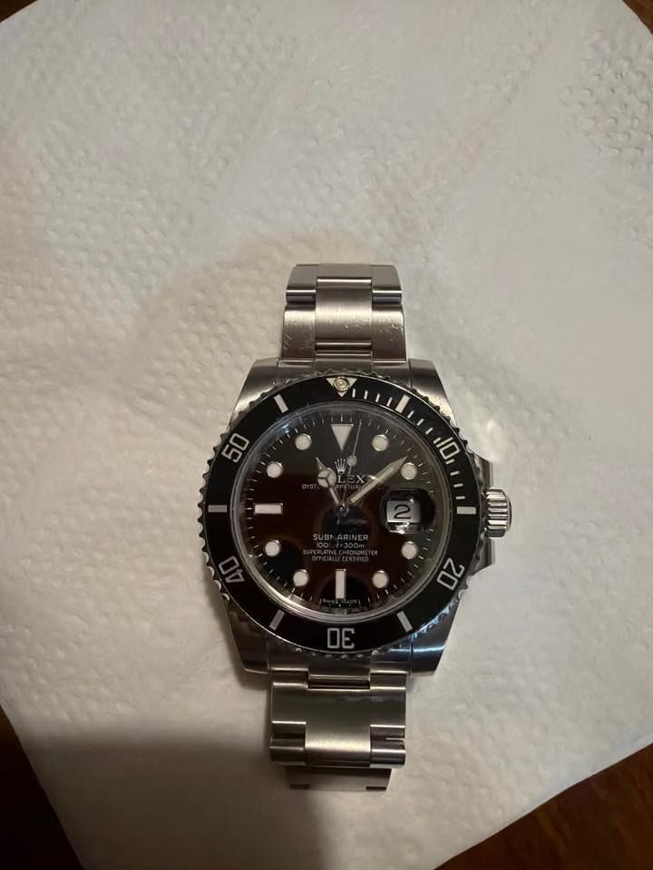 Rolex | Submariner | 116610LN | Silver | 40 mm | Steel | Black | Automatic
