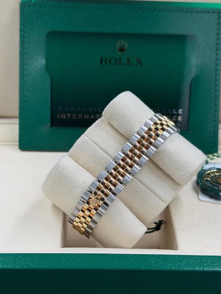Rolex | Datejust | 279173 | Steel | 28 mm | Gold/Steel | Champagne | Automatic