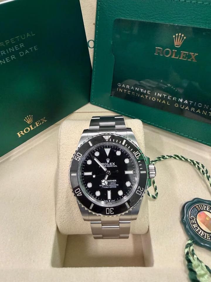 Rolex | Submariner | 124060 LN | Steel | 41 x 40 mm | Steel | Black | Automatic