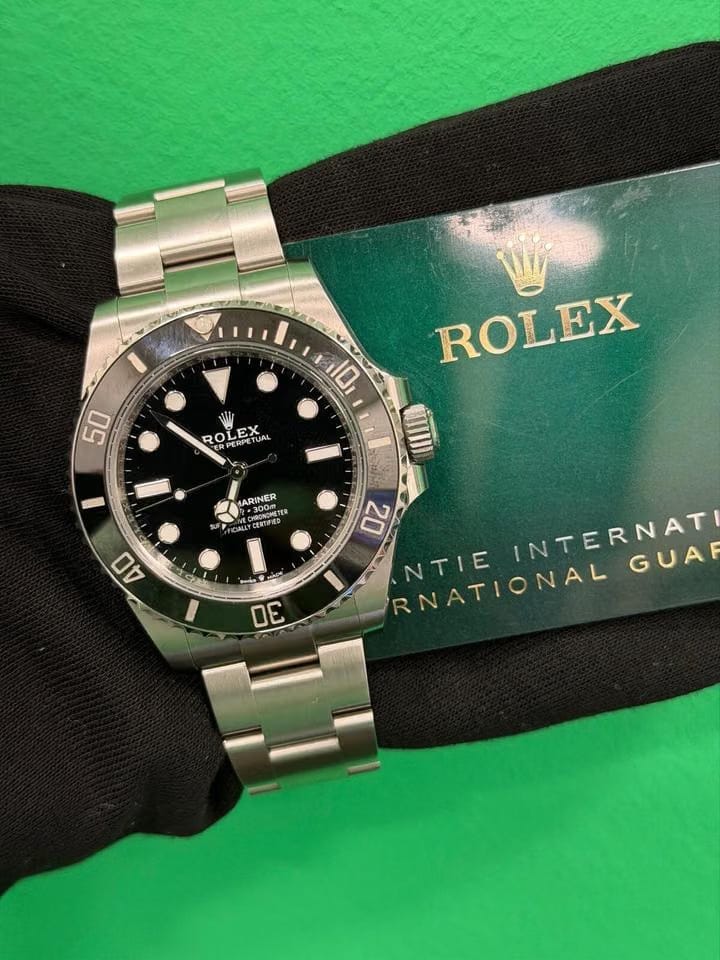 Rolex | Submariner | 124060 LN | Steel | 41 x 40 mm | Steel | Black | Automatic